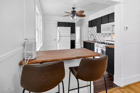 Kitchen - 422 Fifth St, Schenectady, NY 12306 photo 1 of 5