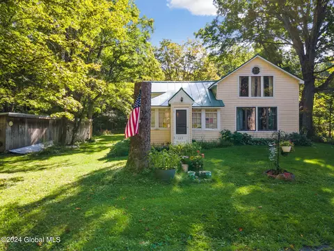 122 Rossman Hill Rd, Summit, NY 12175