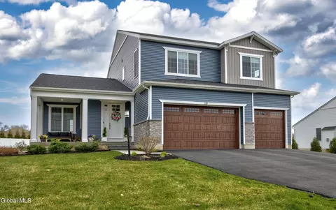 10 Penfield Dr, Rexford, NY 12148