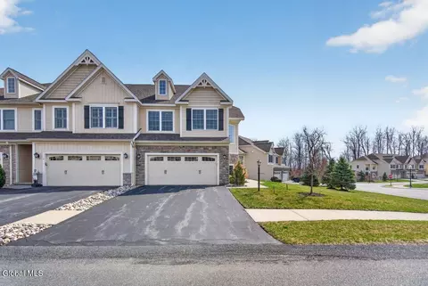 1 Ordelia Ln, Round Lake, NY 12151