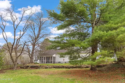 Exterior - 515 Beacon St, Glenville, NY 12302 photo 9 of 9