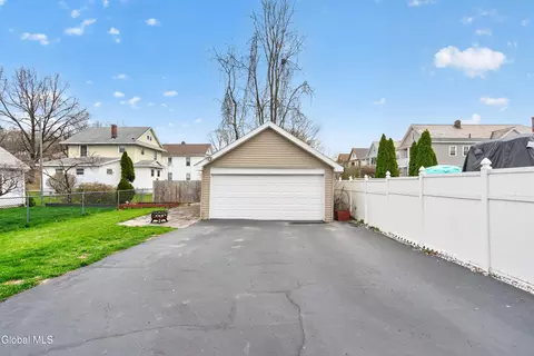 Exterior - 58 Woodrow Ct, Troy, NY 12180 photo 4 of 10