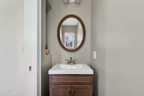 Bath - 58 Woodrow Ct, Troy, NY 12180 photo 1 of 4
