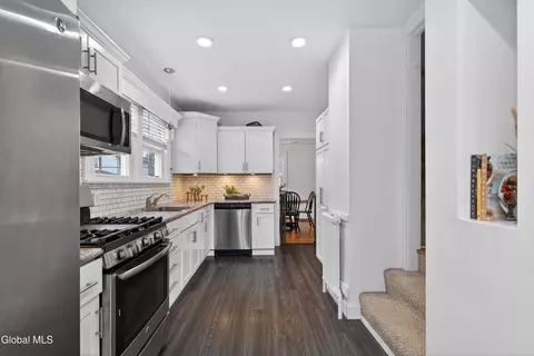 Kitchen - 58 Woodrow Ct, Troy, NY 12180 photo 1 of 3