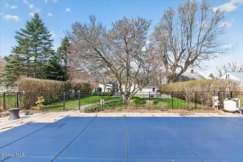 Exterior - 1006 Riggi Ave, Schenectady, NY 12303 photo 18 of 18