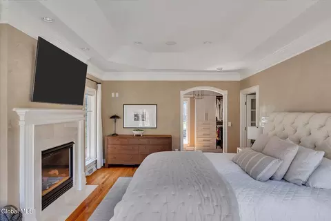 Bedroom - 5 Old English Rd, Slingerlands, NY 12159 photo 3 of 7