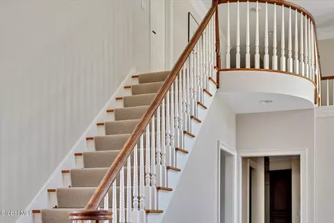 Entry Way - 5 Old English Rd, Slingerlands, NY 12159 photo 8 of 10