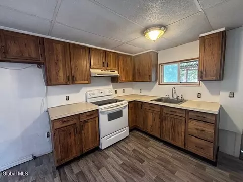 Kitchen - 6 Pine St, Albany, NY 12203 photo 1 of 1