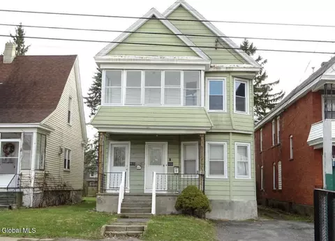 1060 Raymond St, Schenectady, NY 12308