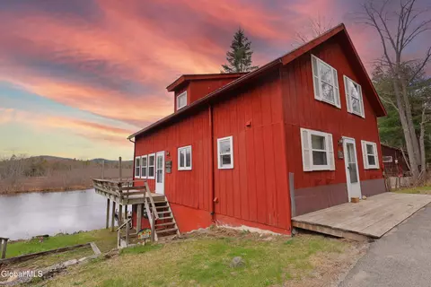 3541 East Schroon River Rd, Pottersville, NY 12860