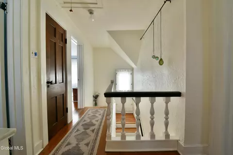 Entry Way - 846 Wright Ave, Schenectady, NY 12309 photo 6 of 6