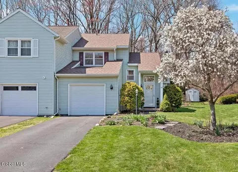 34 Anchor Dr, Waterford, NY 12188