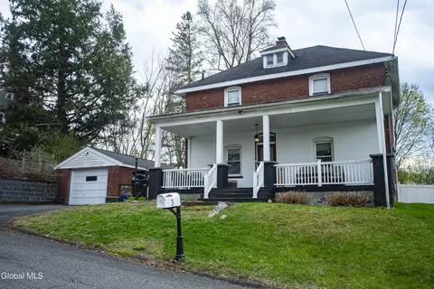 Exterior - 3 Luther St, Troy, NY 12180 photo 11 of 15