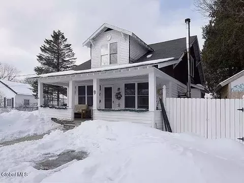 6 Clunis St, Hadley, NY 12835