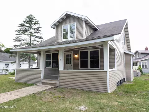 6 Clunis St, Hadley, NY 12835