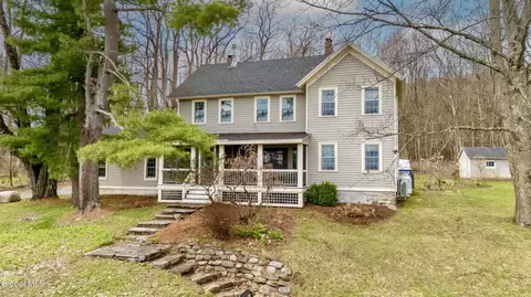 191 County Highway 123, Mayfield, NY 12117