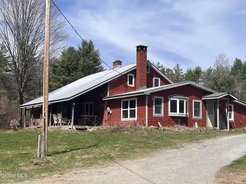 100 Fish Hollow Rd, North Creek, NY 12853