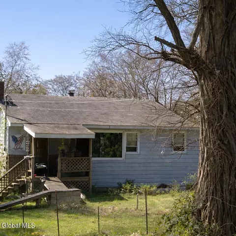 11 Bath Township Rd, East Nassau, NY 12062