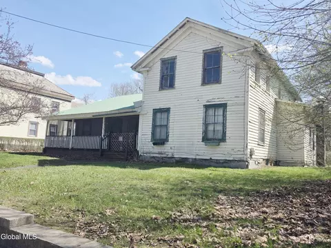 56 River St, Hoosick Falls, NY 12090