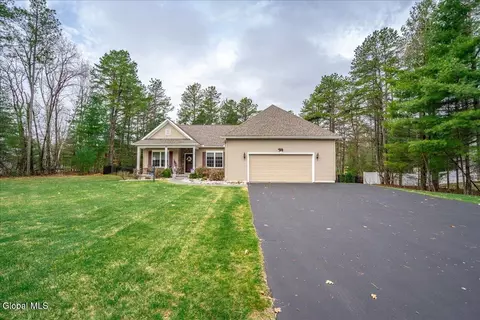 120 Burnt Hills Dr, Queensbury, NY 12804