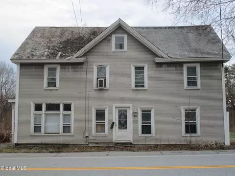 21 Ferry St, Schuylerville, NY 12871