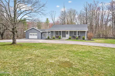 141 Decker Ln, East Durham, NY 12423
