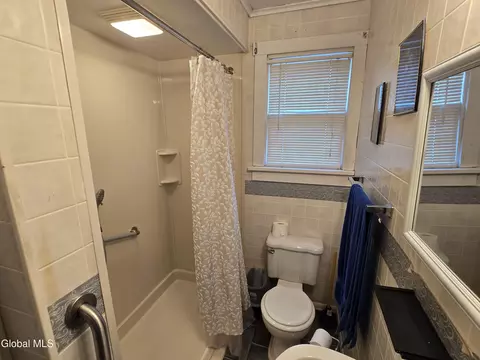 Bath - 105 E 6th Ave, Johnstown, NY 12095 photo 2 of 2