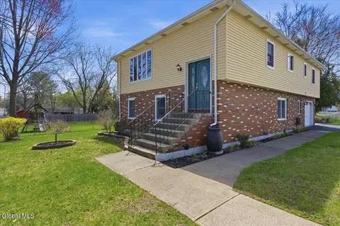 18 Norfolk St, Albany, NY 12203