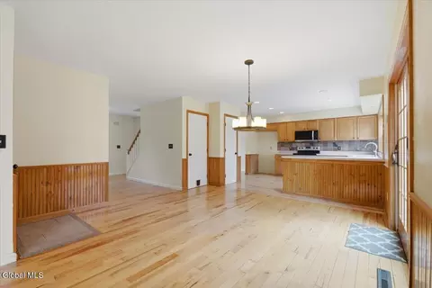 Dining - 2 Shuvee Ln, Gansevoort, NY 12831 photo 4 of 4