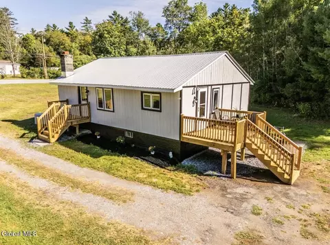 1728 N Shore Rd, Day, NY 12835