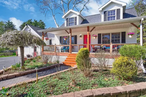 Exterior - 531 Delaware Ave, Delmar, NY 12054 photo 3 of 13