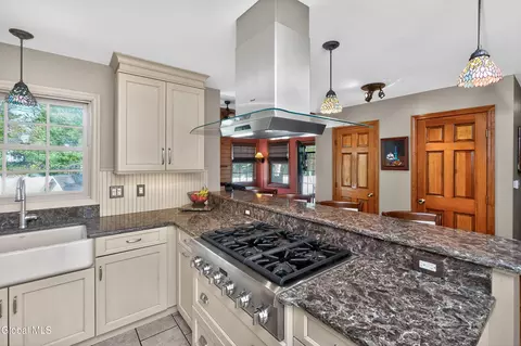 Kitchen - 531 Delaware Ave, Delmar, NY 12054 photo 3 of 9