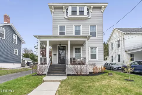 14 Locust Ave, Troy, NY 12180