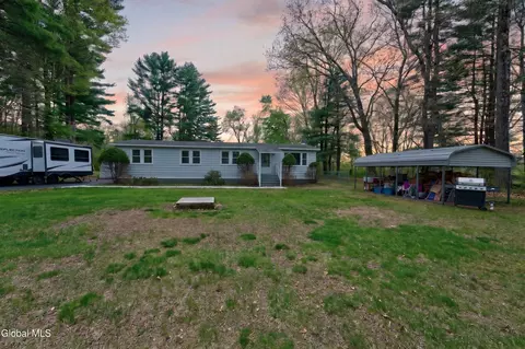 733 Pine Woods Rd, Melrose, NY 12121