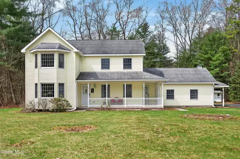 26 Sugar Pine Rd, Queensbury, NY 12804