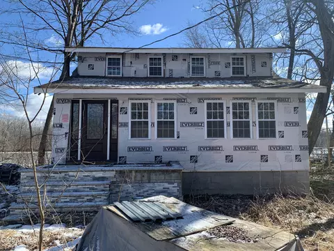 1432 Hudson Ave, Stillwater, NY 12170