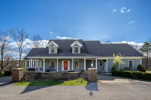 11 Goldfoot Rd, Round Lake, NY 12151