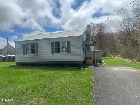 8568 Coleman Rd, Oneida, NY 13421