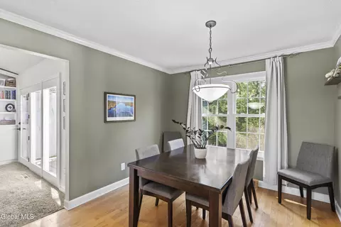 Dining - 41 Covington Ave, Schenectady, NY 12304 photo 2 of 3