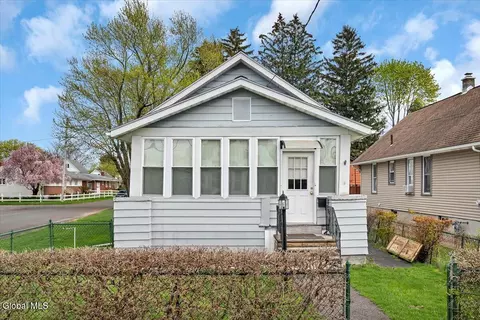 1636 9th Ave, Watervliet, NY 12189
