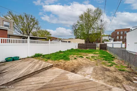 Exterior - 362 2nd St, Troy, NY 12180 photo 4 of 7