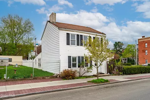 Exterior - 362 2nd St, Troy, NY 12180 photo 3 of 7