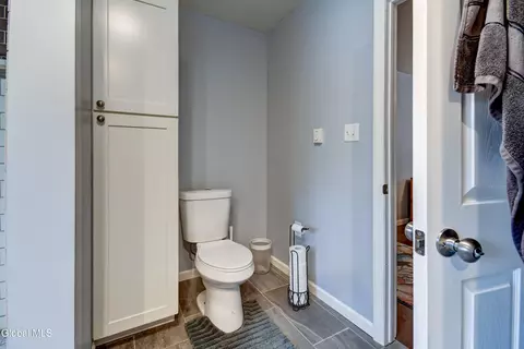 Bath - 59 1st Ave, Broadalbin, NY 12025 photo 11 of 16