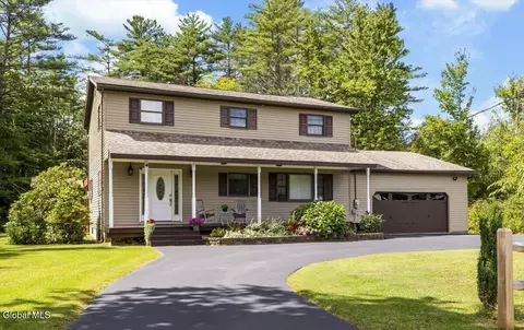 Exterior - 59 1st Ave, Broadalbin, NY 12025 photo 5 of 13