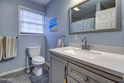 Bath - 59 1st Ave, Broadalbin, NY 12025 photo 13 of 16
