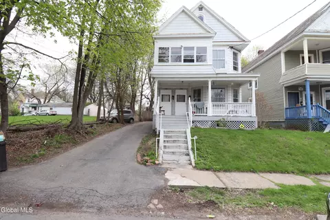 1764 Avenue B, Schenectady, NY 12308