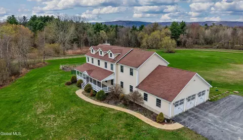 350 Gurn Springs Rd, Gansevoort, NY 12831