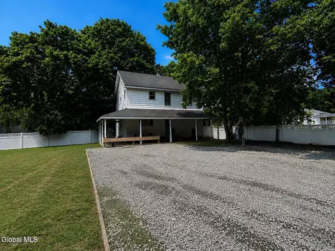 266 Poplar Ave, Valley Falls, NY 12185