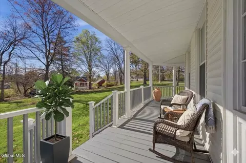 3613 Becker St, Schenectady, NY 12304 photo 9
