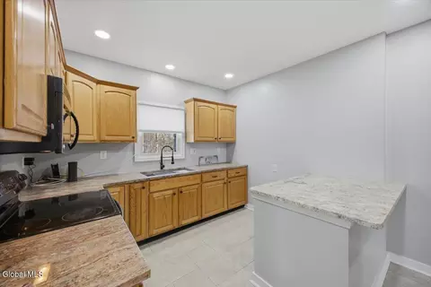 3613 Becker St, Schenectady, NY 12304 photo 22